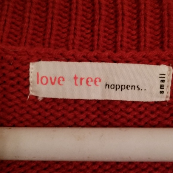 Love Tree red cable knit sweater, small - Picture 5 of 5